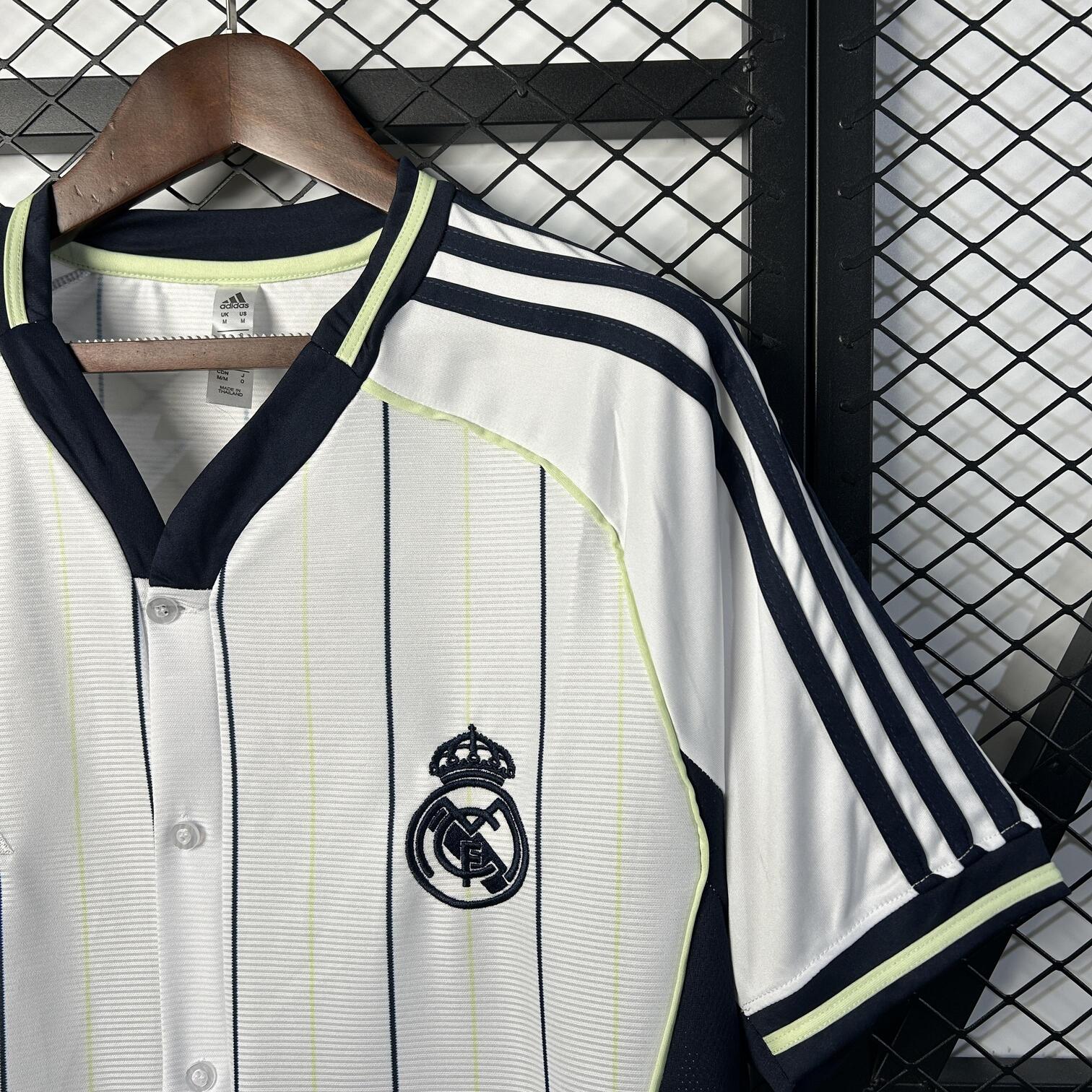 REAL MADRID EDICIÓN US PACK 25/26