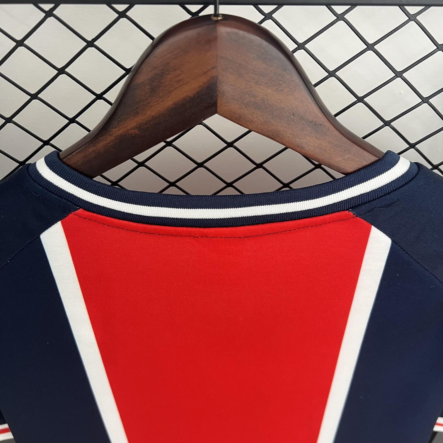 PSG I 1974 HOMBRE (RETRO)