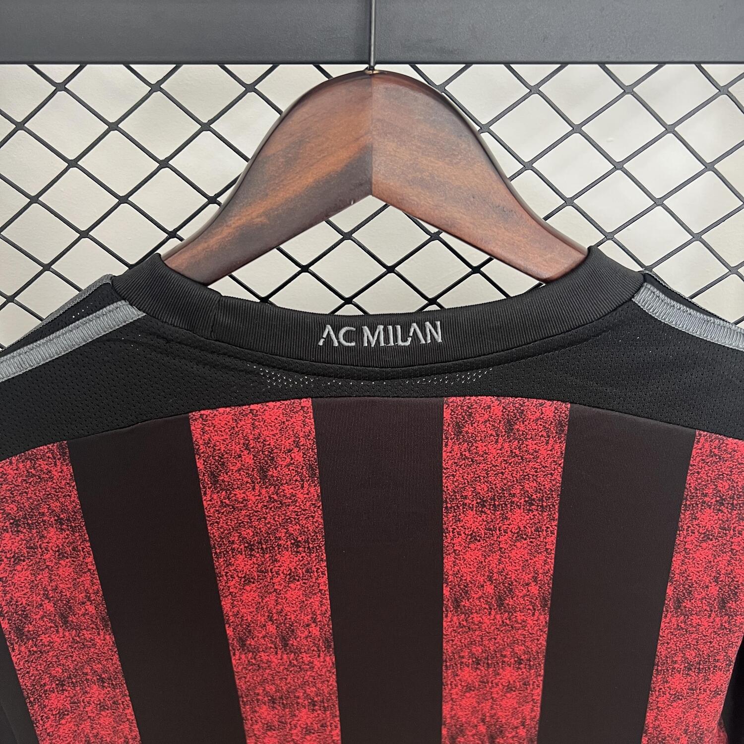 MILAN I 15/16 HOMBRE (RETRO)