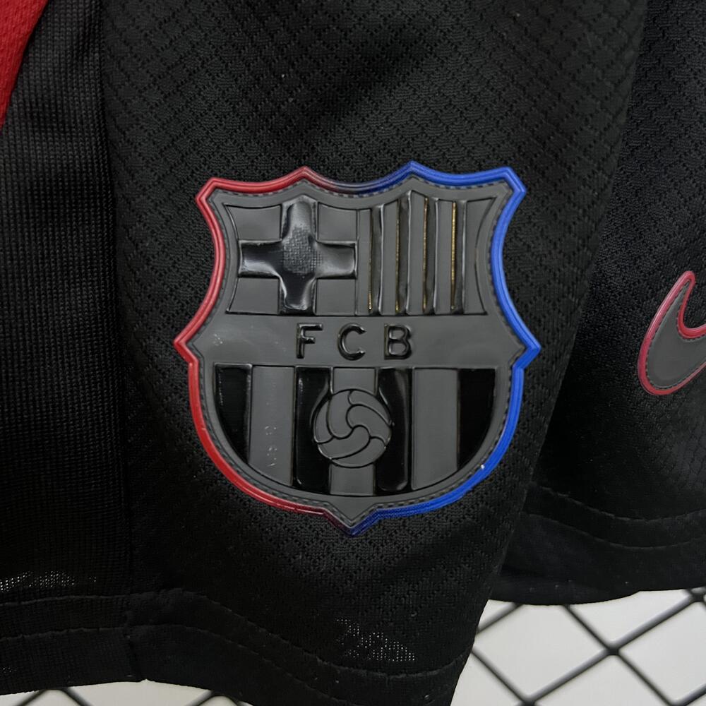 BARCELONA X TRAVIS SCOTT II 2025 CONJUNTO INFANTIL
