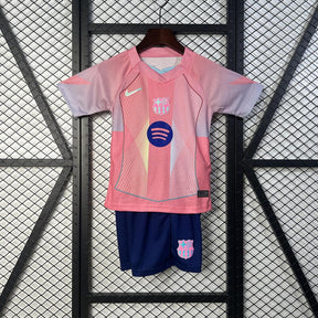 BARCELONA EDICIÓN ESPECIAL ROSA 25/26 CONJUNTO INFANTIL