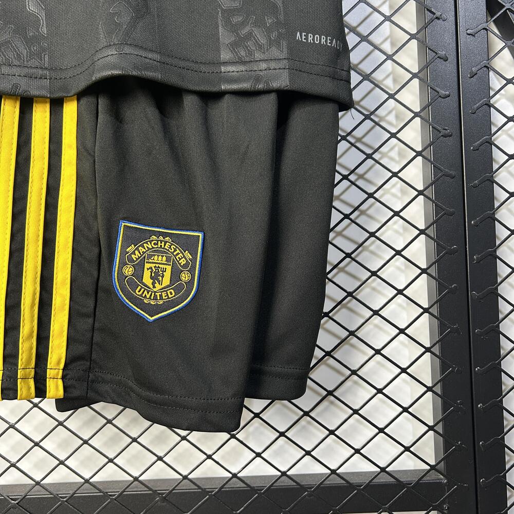MANCHESTER UNITED III 25/26 CONJUNTO INFANTIL