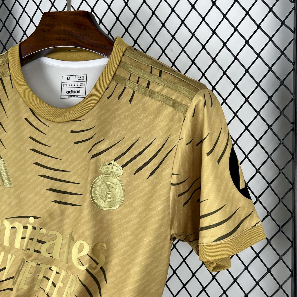 REAL MADRID EDICIÓN ESPECIAL XXX 25/26 HOMBRE