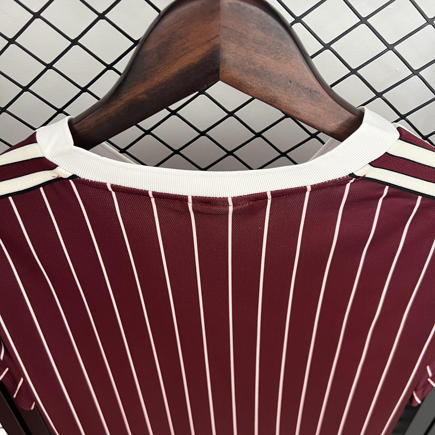 AJAX EDICIÓN ESPECIAL RETRO 25/26 HOMBRE