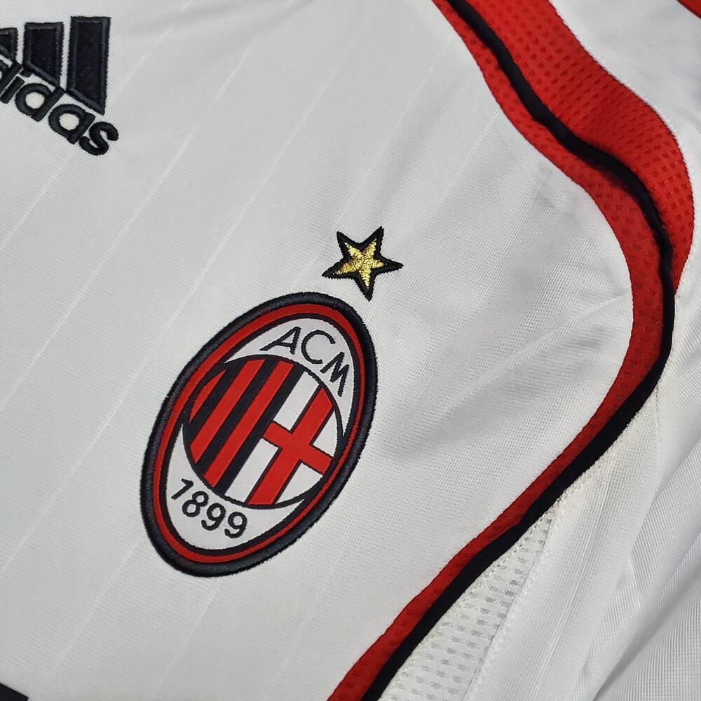 MILAN II 06/07 EDICIÓN LIMITADA CHAMPIONS LEAGUE HOMBRE (RETRO)