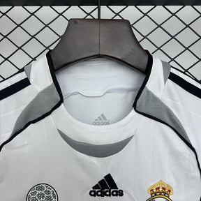 REAL MADRID I 06/07 CONJUNTO INFANTIL (RETRO)