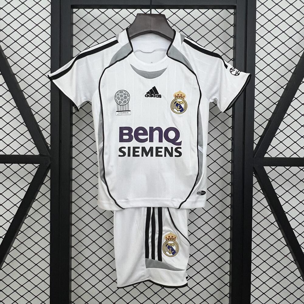 REAL MADRID I 06/07 CONJUNTO INFANTIL (RETRO)