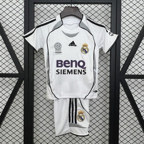 REAL MADRID I 06/07 CONJUNTO INFANTIL (RETRO)
