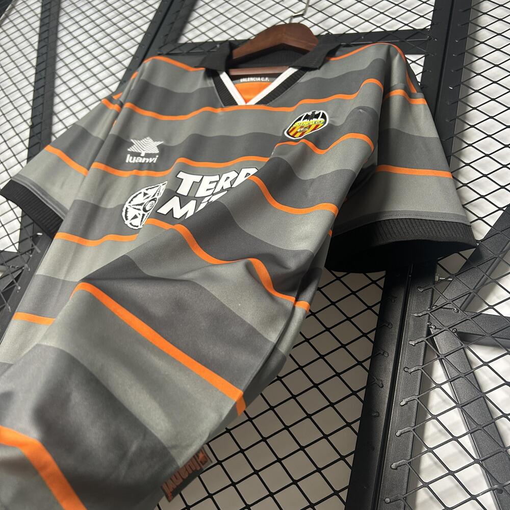 VALENCIA III 99/00 HOMBRE (RETRO)