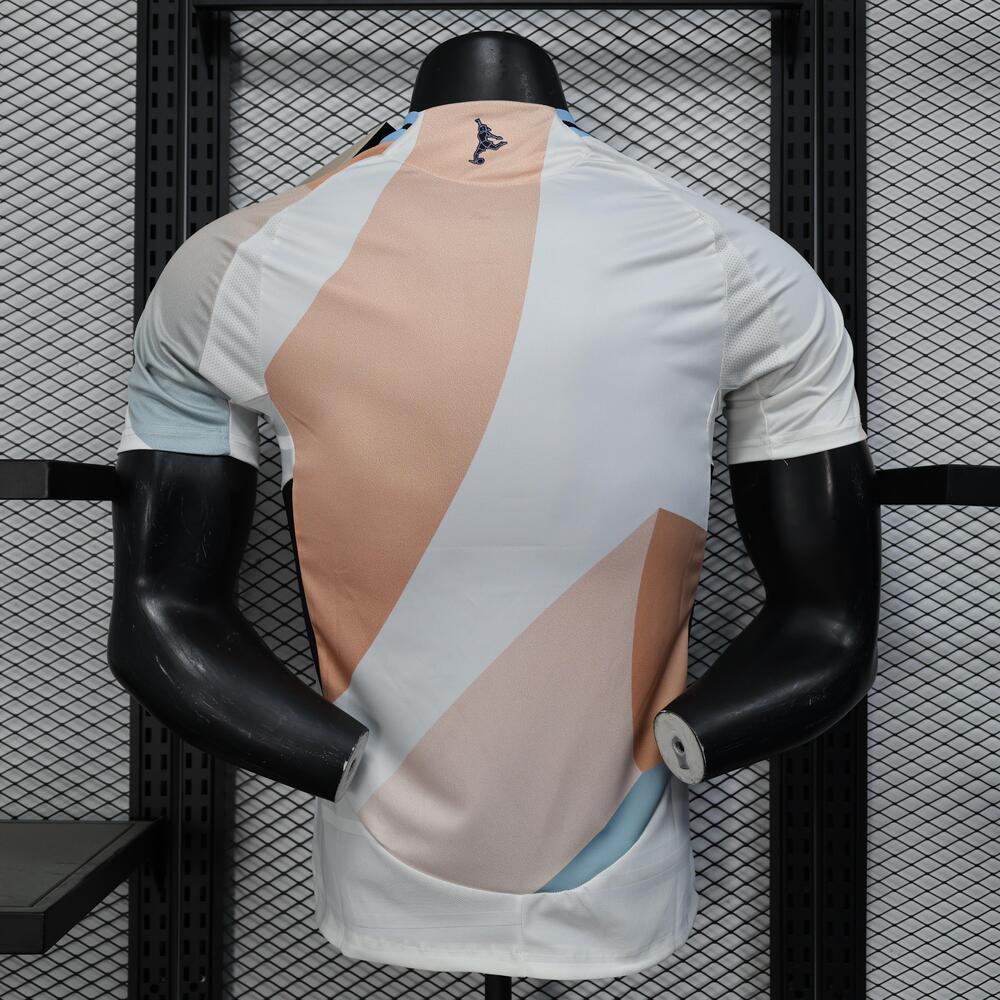 ESPAÑA II 2025 HOMBRE (VERSION JUGADOR)