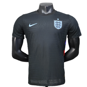 Camiseta Inglaterra 25/26 Entrenamiento - Negra - Versión Jugador
