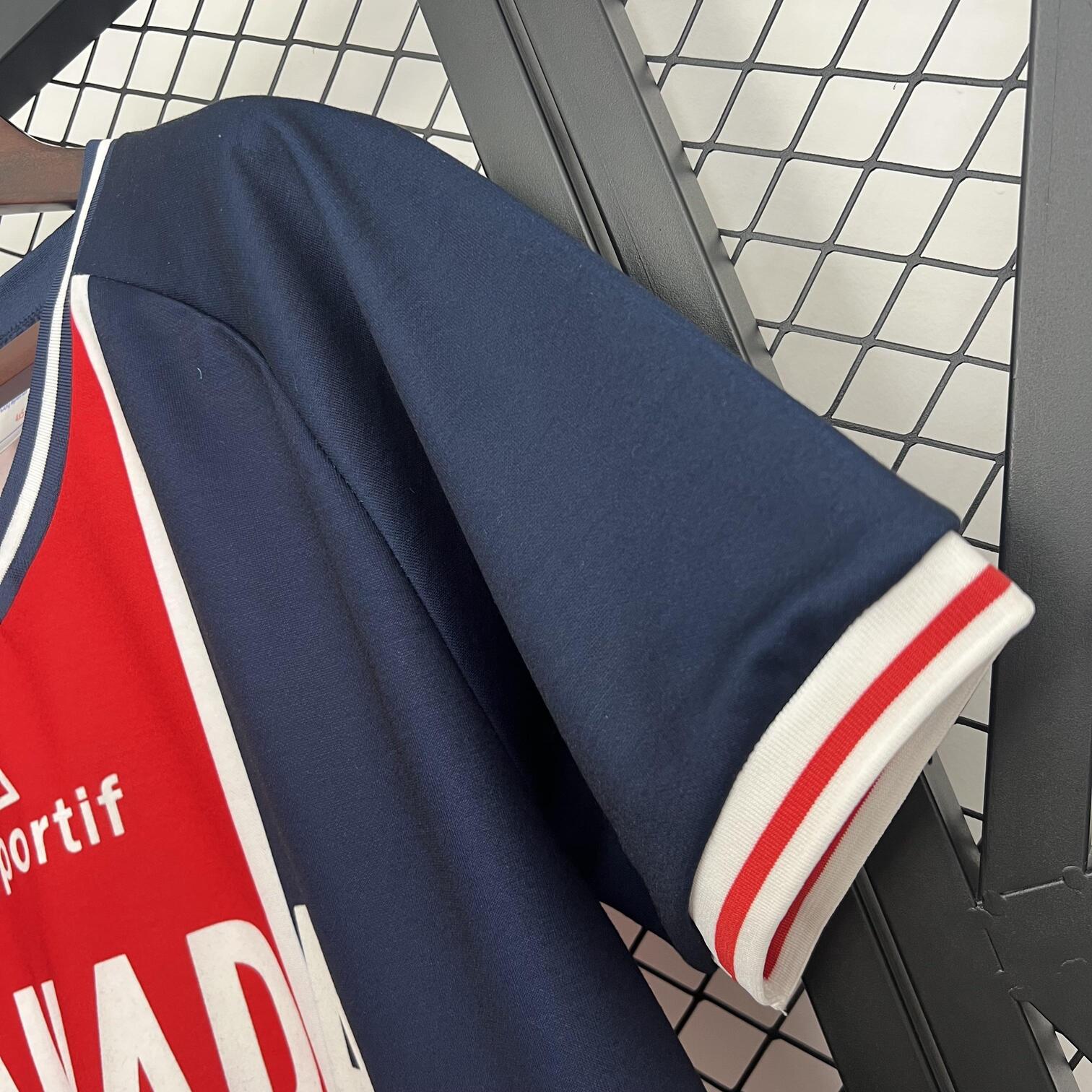 PSG I 1974 HOMBRE (RETRO)