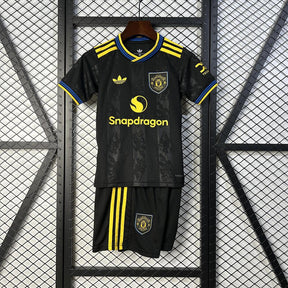 MANCHESTER UNITED III 25/26 CONJUNTO INFANTIL
