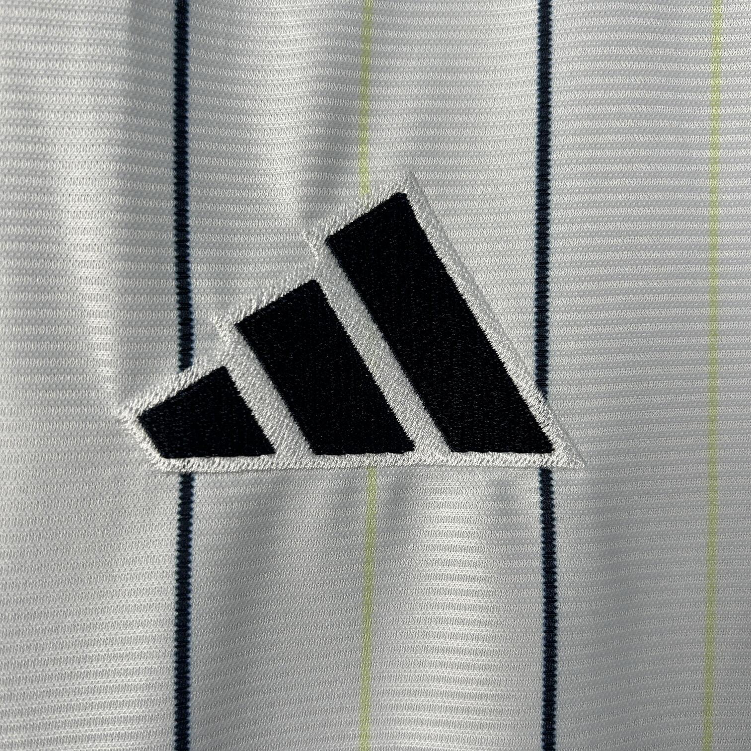 REAL MADRID EDICIÓN US PACK 25/26